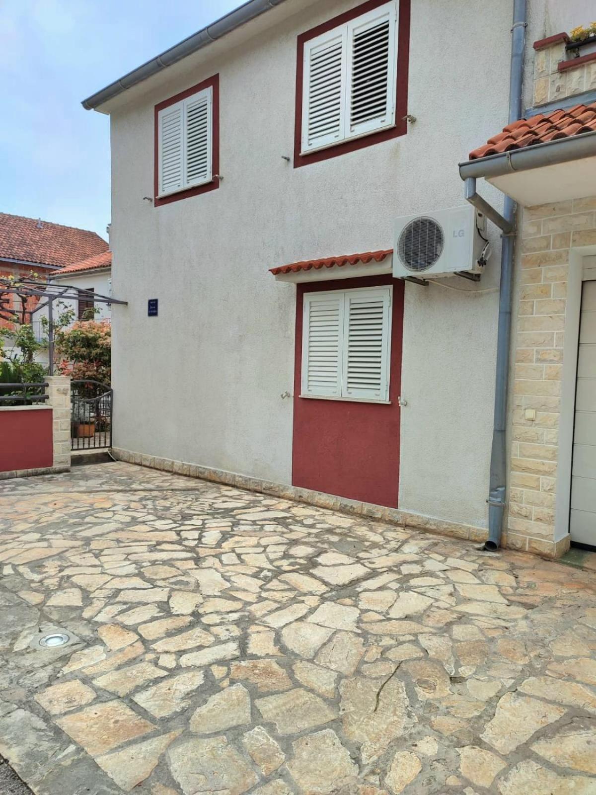 Petra Apartment Vodice Luaran gambar